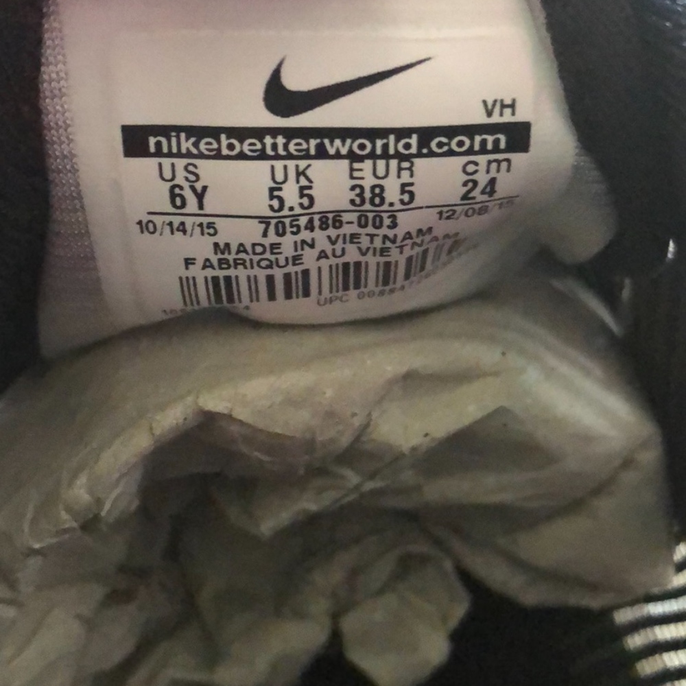 NWOB NIKE Rosherun Flight weight - Picture 6 of 7